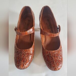 Sacco Women Crocodile Pattern Mary Jane Shoes, Brown/Orange, Size 37.5